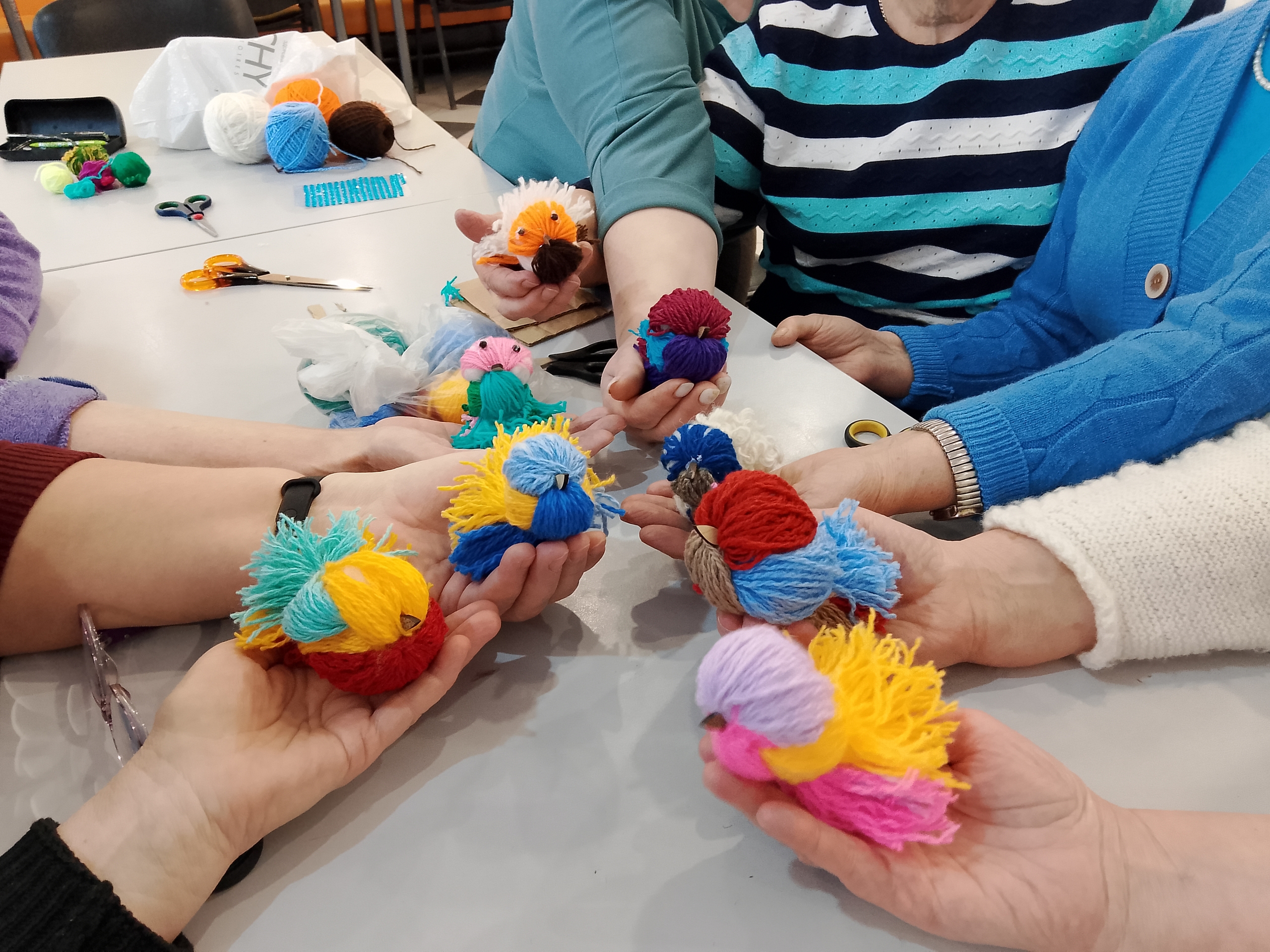 Учиться делать своими руками что-то новое - отличный шаг к активному долголетию!