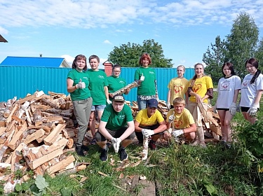 С ПРАЗДНИКОМ САМЫХ ДОБРЫХ ЛЮДЕЙ!